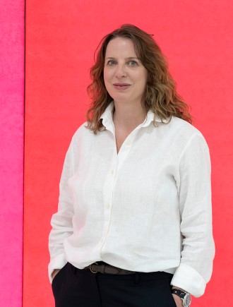 Portrait Dr Svenja Frank, Director of SCHAUWERK Sindelfingen