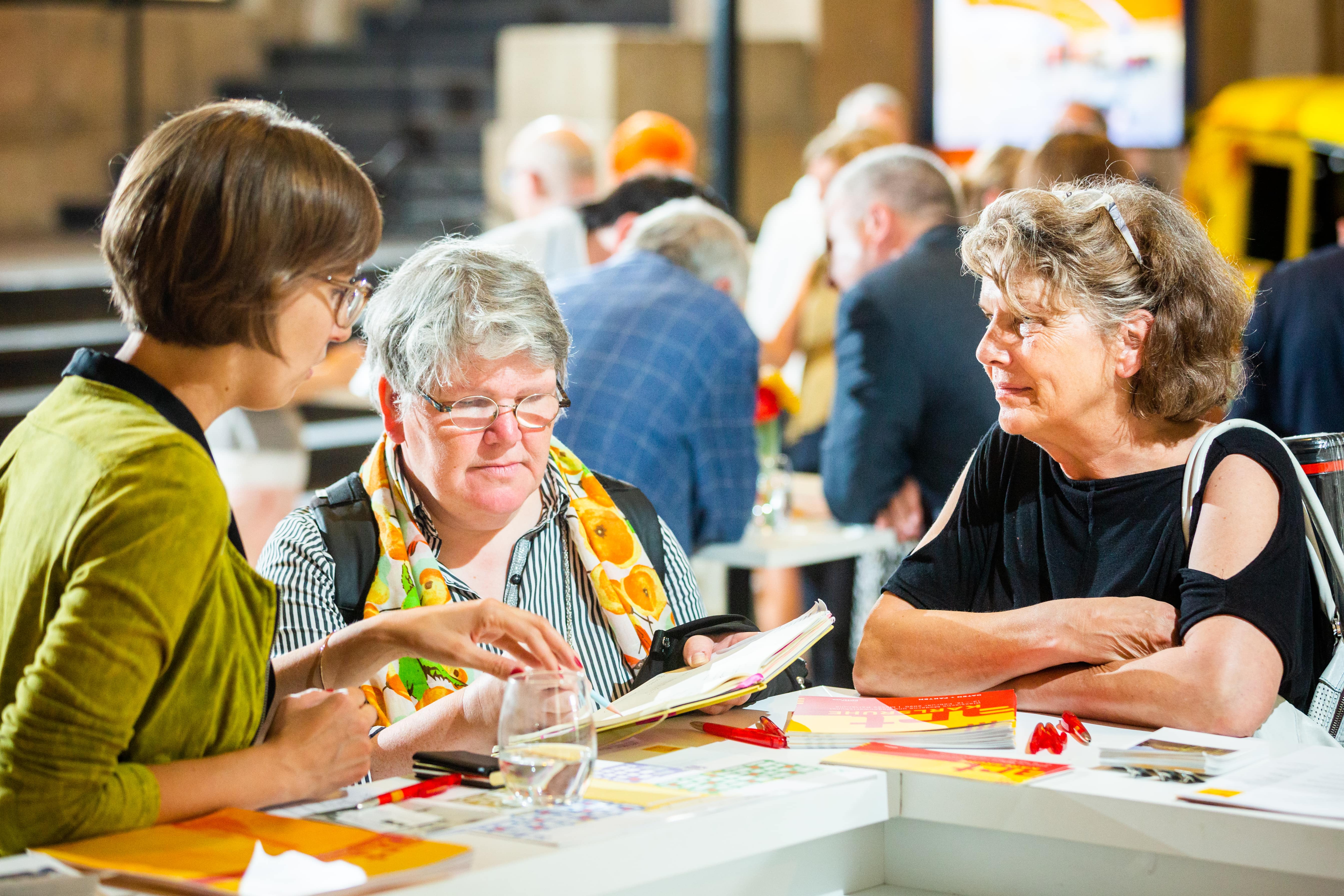 art Brunch der art KARLSRUHE im Kunstpalast Düsseldorf