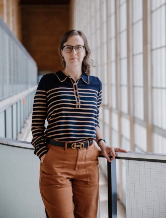 Portrait Olga Blaß, Projektleiterin art karlsruhe